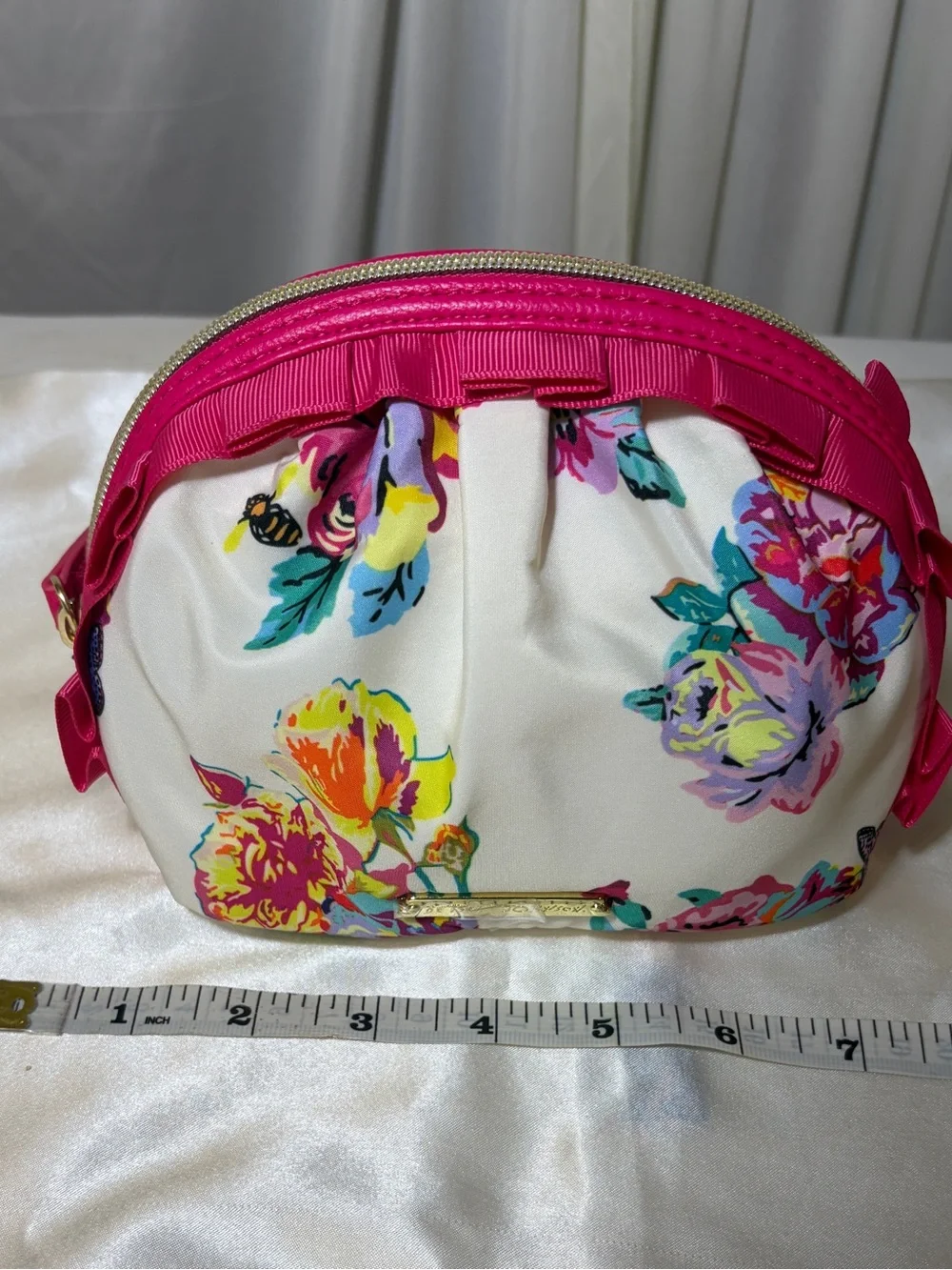 Betsey Johnson Cosmetic Bag With Vibrant Floral Print
